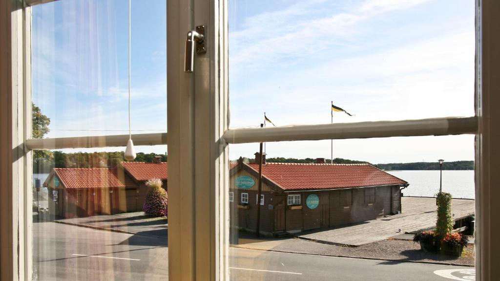 Hotell Laurentius Strängnäs الغرفة الصورة