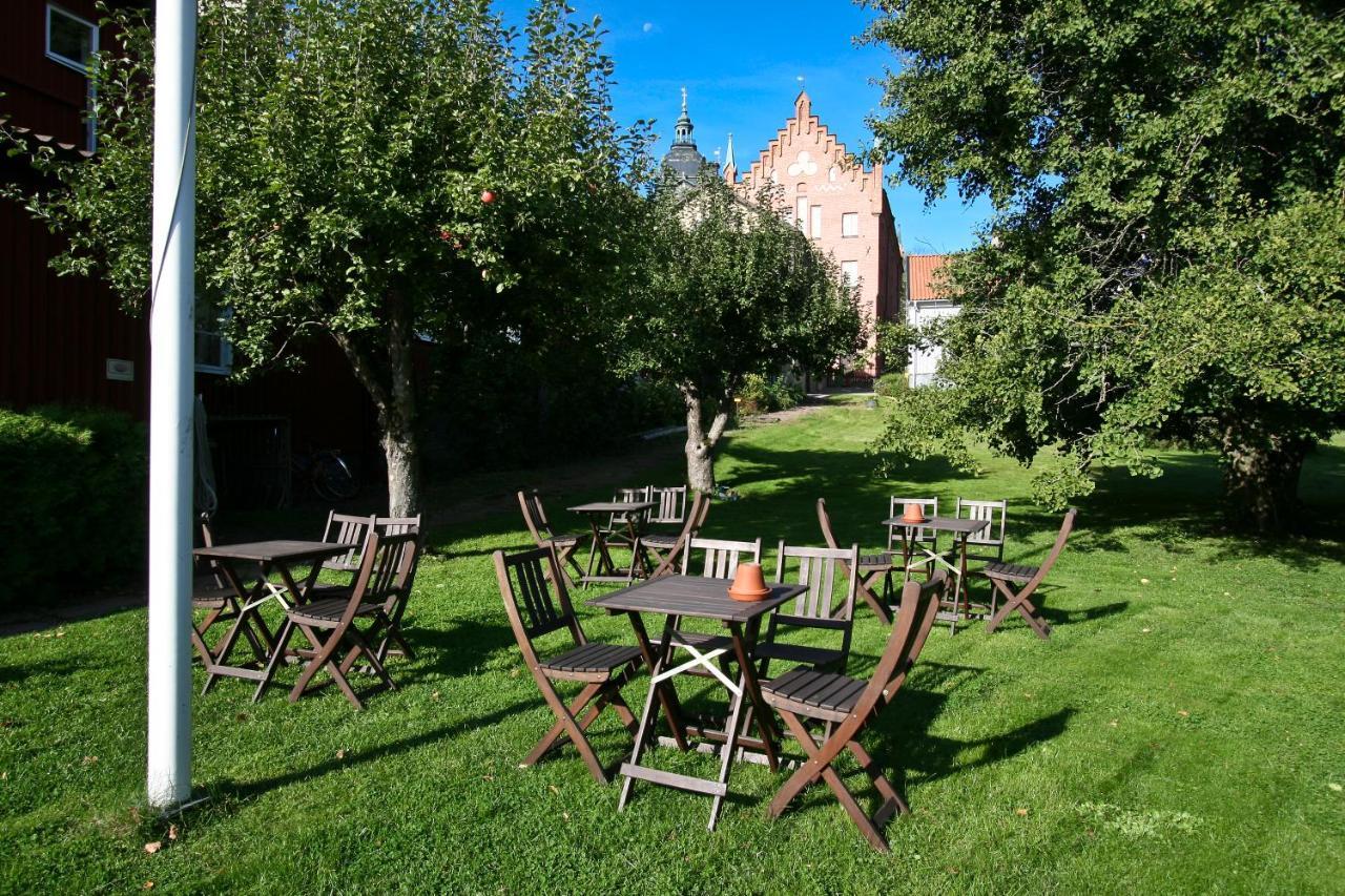 Hotell Laurentius Strängnäs المظهر الخارجي الصورة